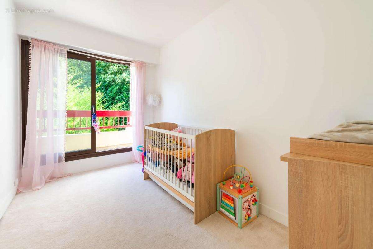 Appartement duplex de 4 pièces de 98 m² à Ville-d'Avray - photo 10