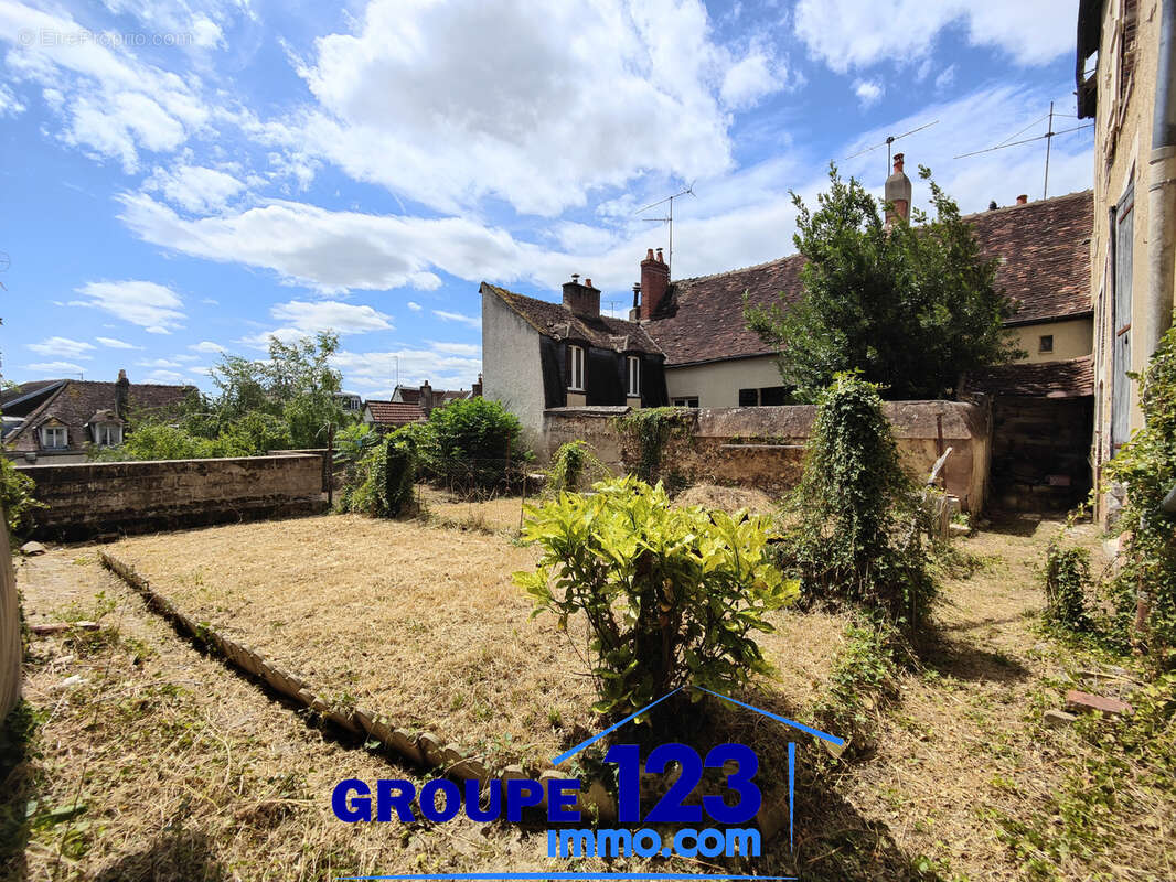 Appartement à JOIGNY