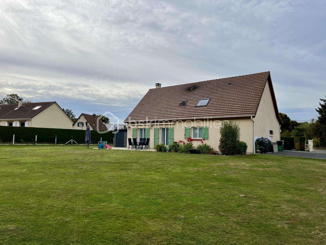 Maison à LE THUIT-SIGNOL