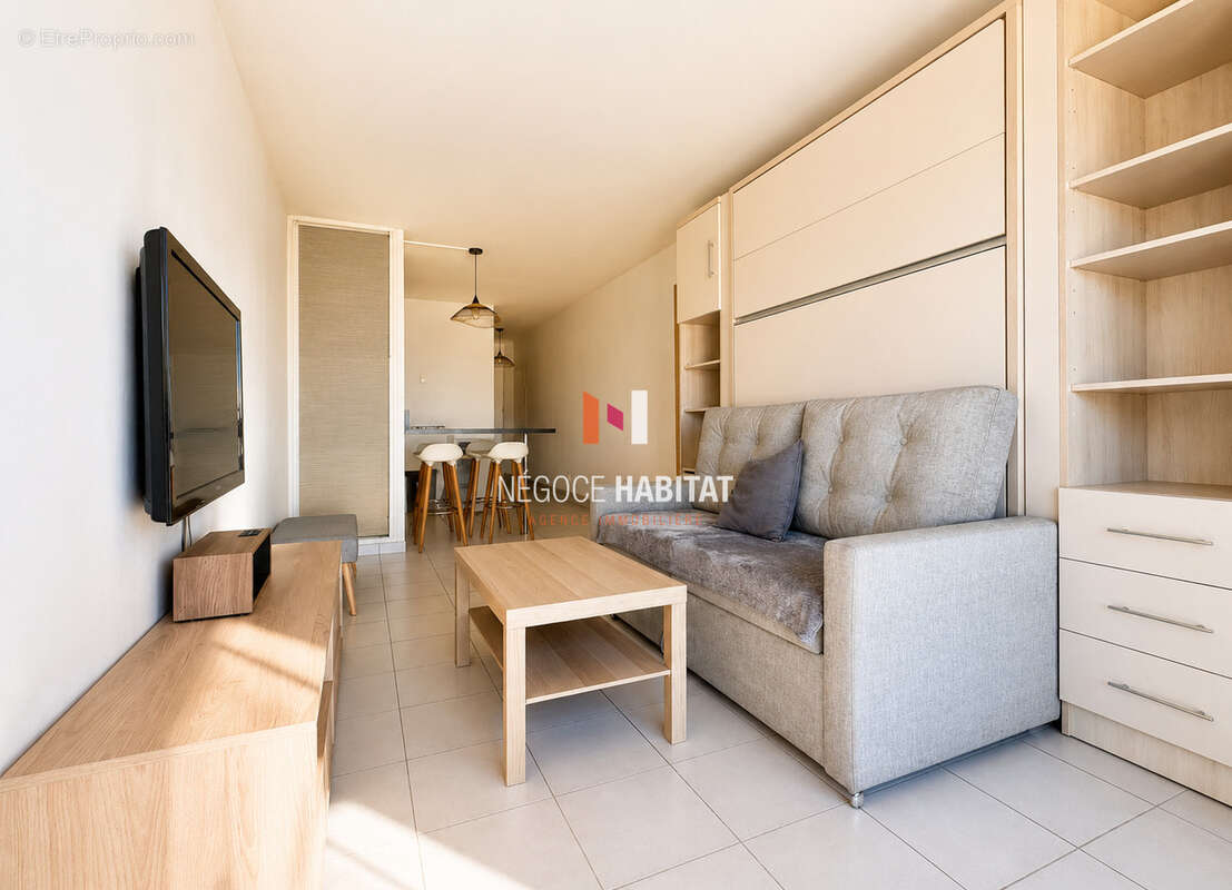 Appartement à MAUGUIO