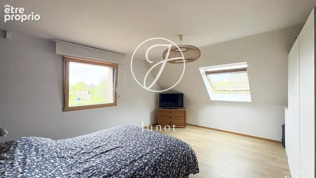 CAMPHIN-EN-PÉVÈLE – DOMAINE PRIVÉ -  Maison d’architecte de 212 m² - 6 chambres - Terrain d’environ 1 250 m² - Jardin - Garage - - photo 6