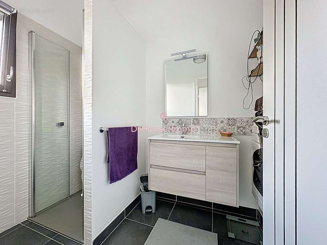 Maison 94 m² à Crach  - photo 5