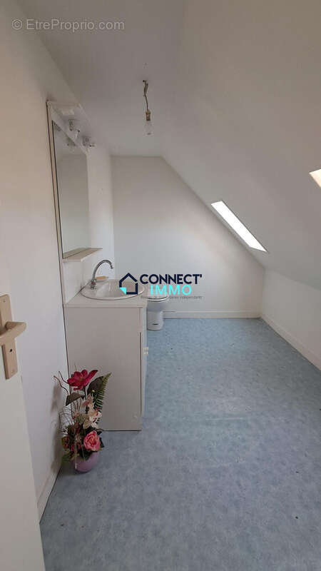 Maison 110 m² à Langonnet  - photo 8