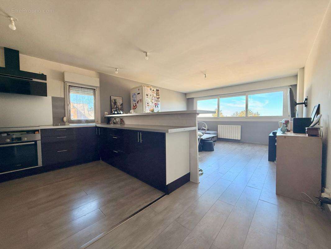 Appartement à GENLIS