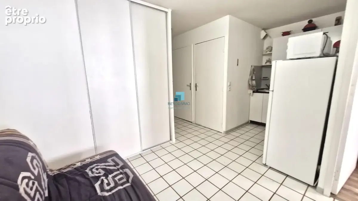 Appartement 2 pièces 29 m² à vendre à Frejus (83370) - photo 2