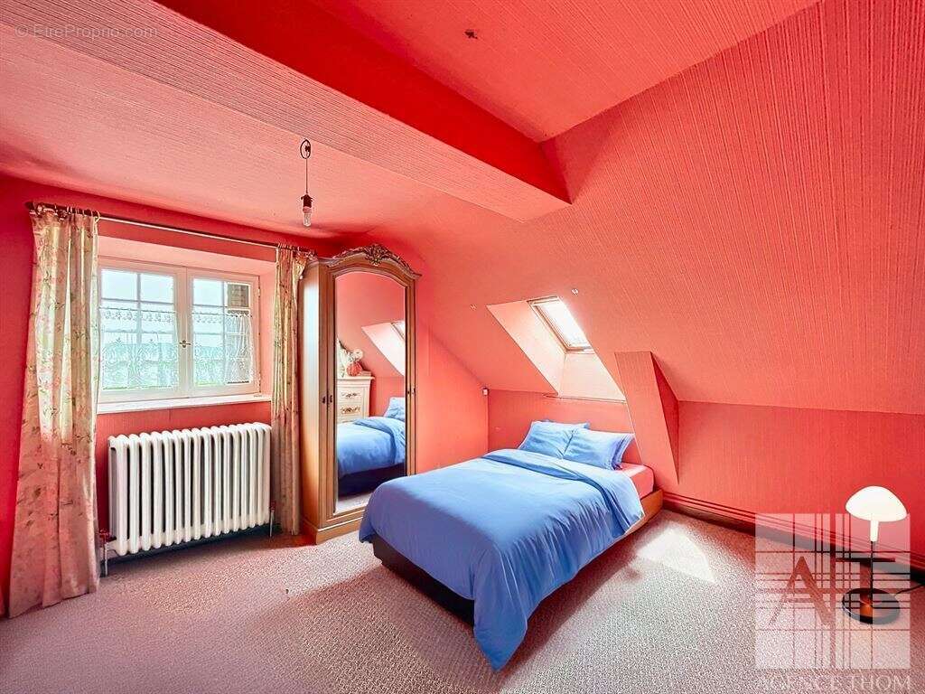 Maison à SAINT-DENIS-DE-GASTINES