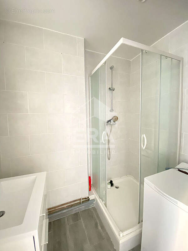 Appartement à LEVALLOIS-PERRET