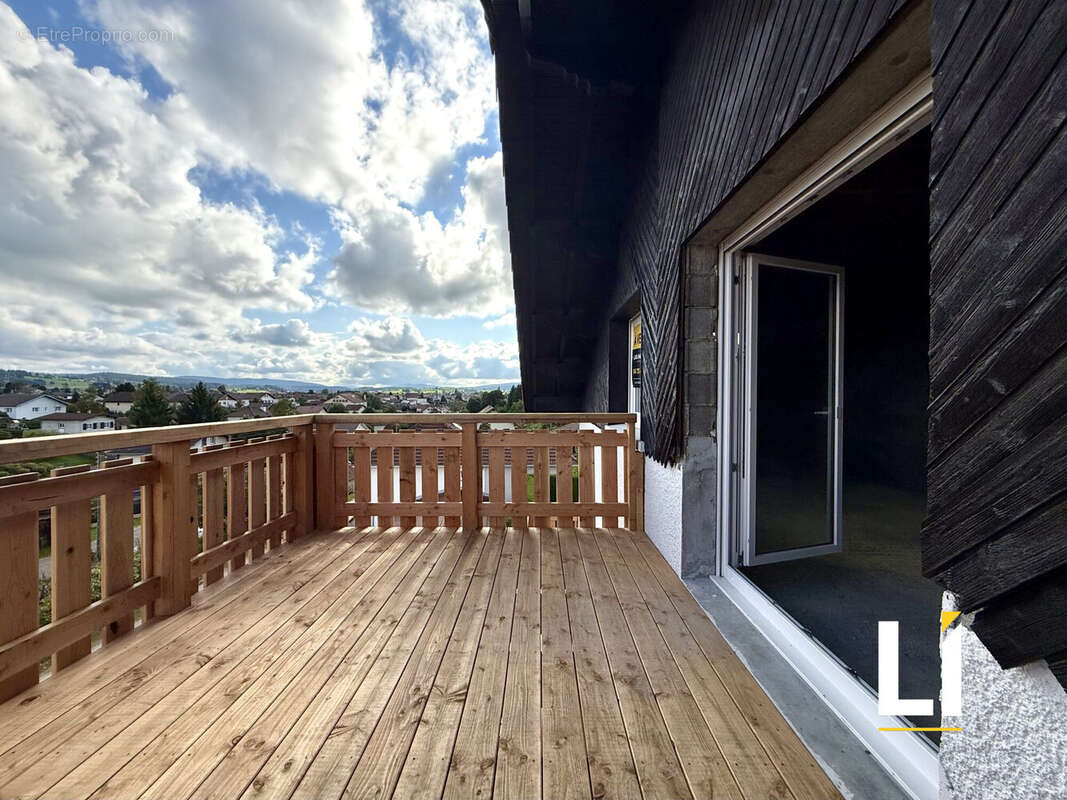 Appartement à LE RUSSEY