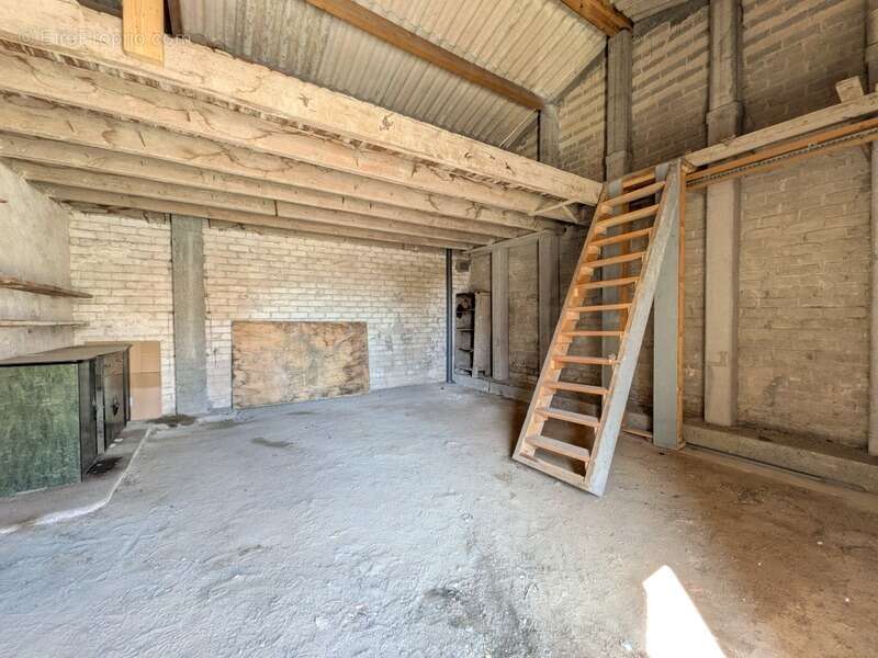 Maison à LES CERQUEUX