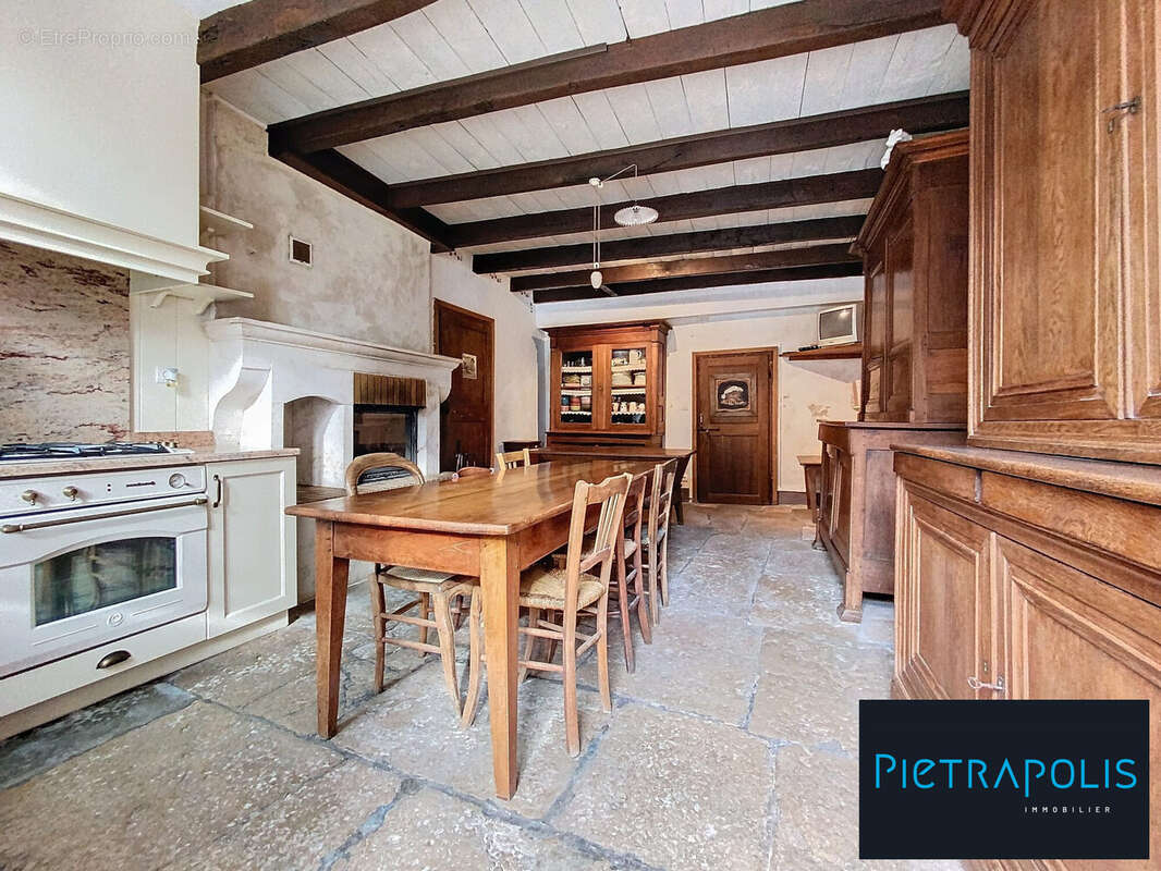 Maison à AUBEPIERRE-SUR-AUBE