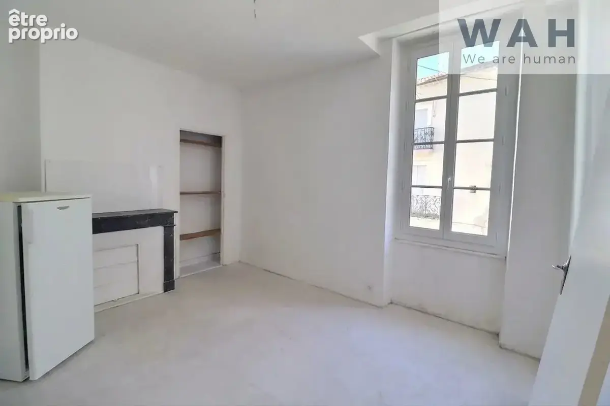 Vente immeuble 10 pieces de 3 appartements et un local 34500 - photo 4