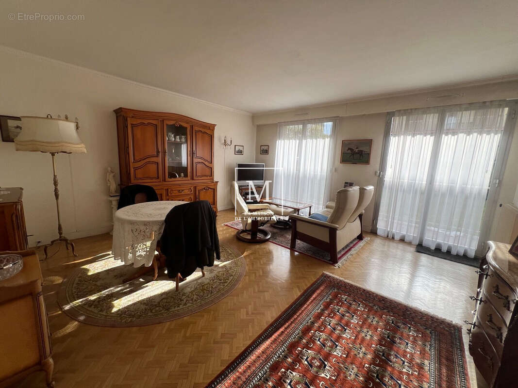 Appartement à MAISONS-LAFFITTE