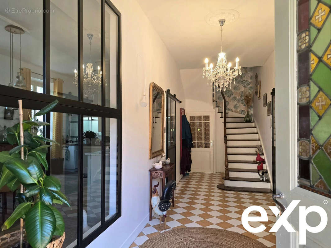 Maison à VILLETOUREIX