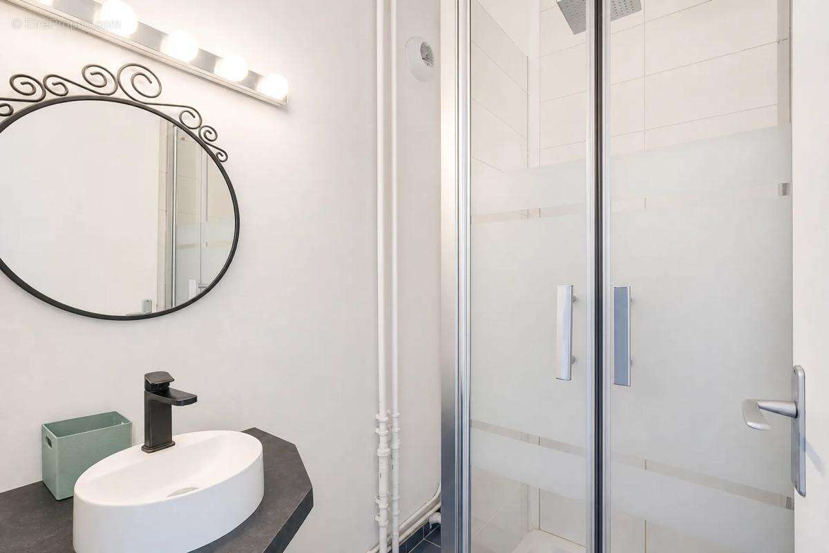 App. 4 pièces 86 m² Nanterre Préfecture loué - photo 9