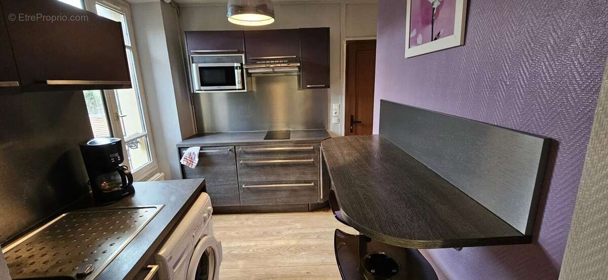 Appartement à DAMPIERRE-EN-YVELINES