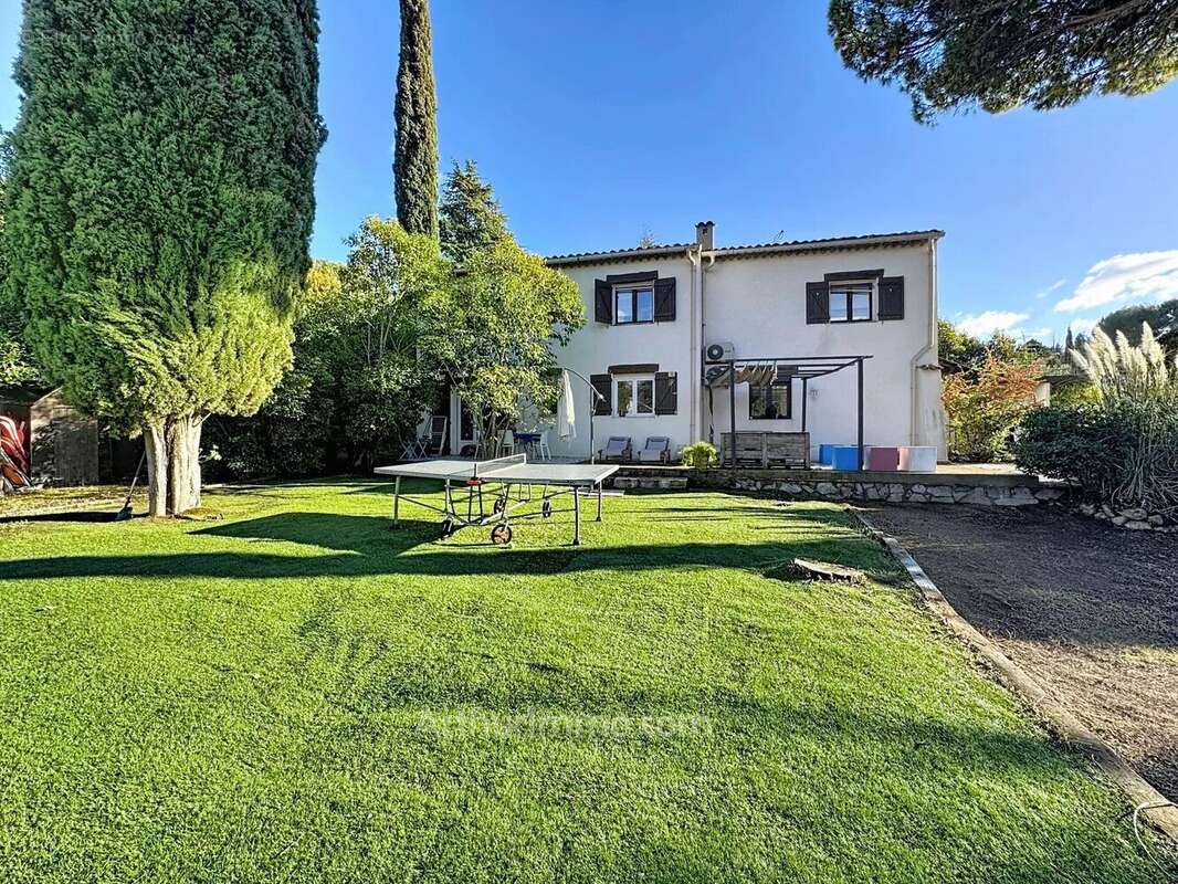 Maison à MOUANS-SARTOUX