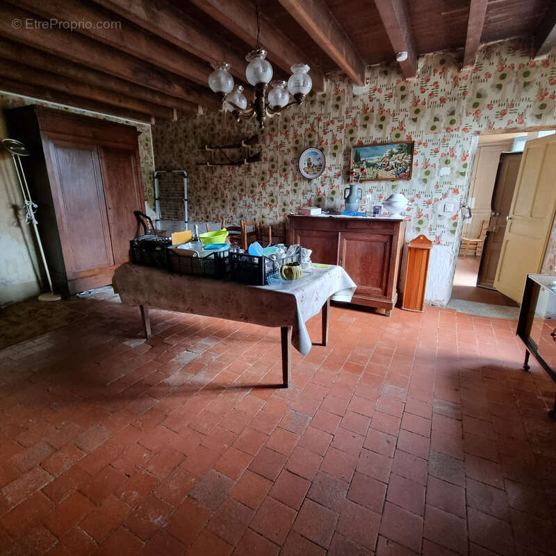 Maison à SAINTE-SEVERE-SUR-INDRE