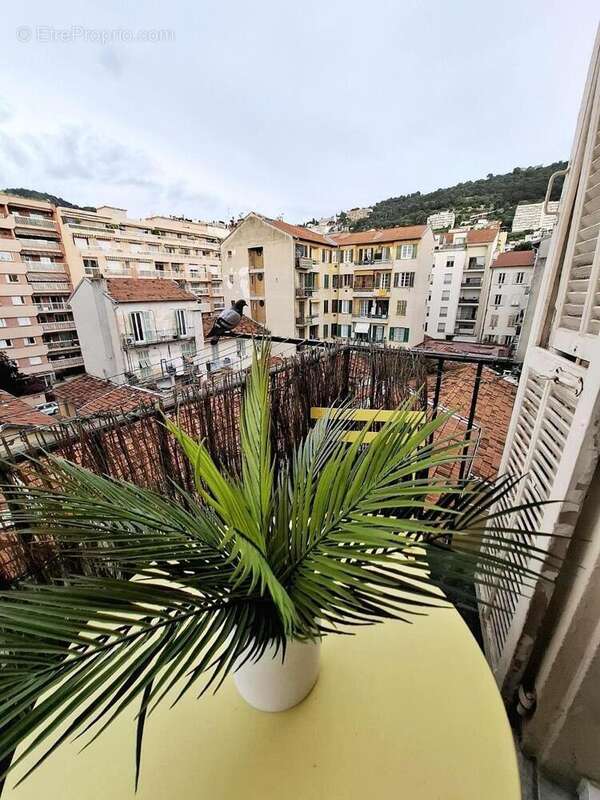   - Appartement à NICE