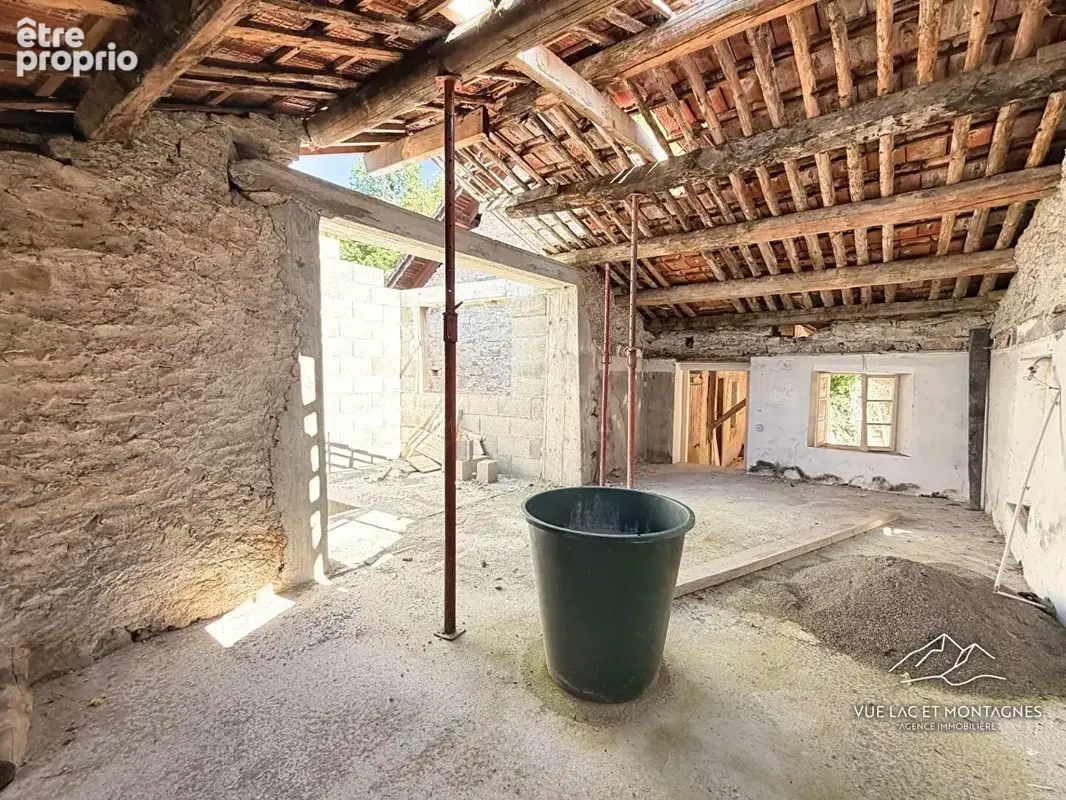 Maison de village à rénover en 2 appartements - Allinges 74200 - photo 7