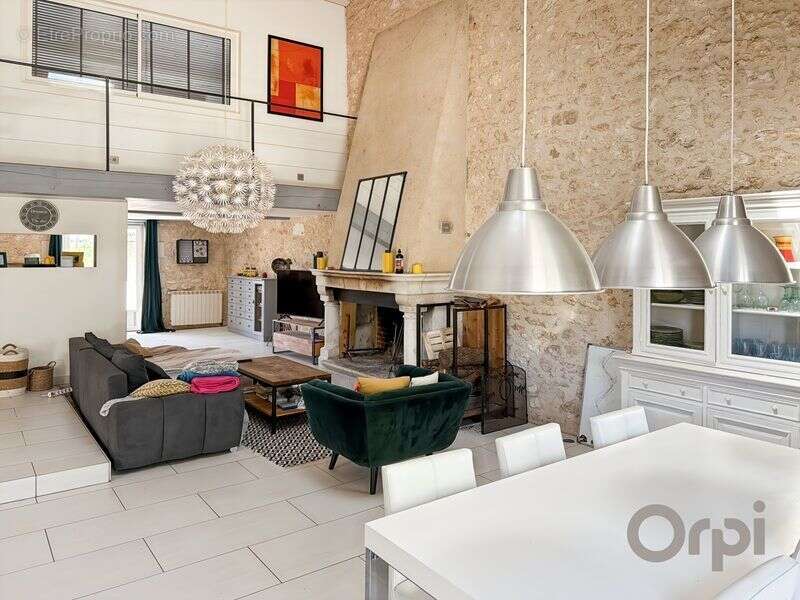 Maison à SAINT-CLAR