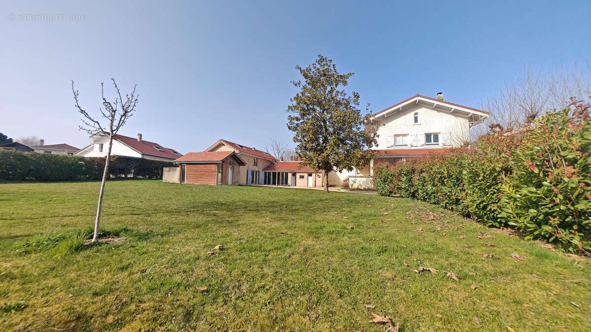 Maison 153 m² à Voiron  - photo 24