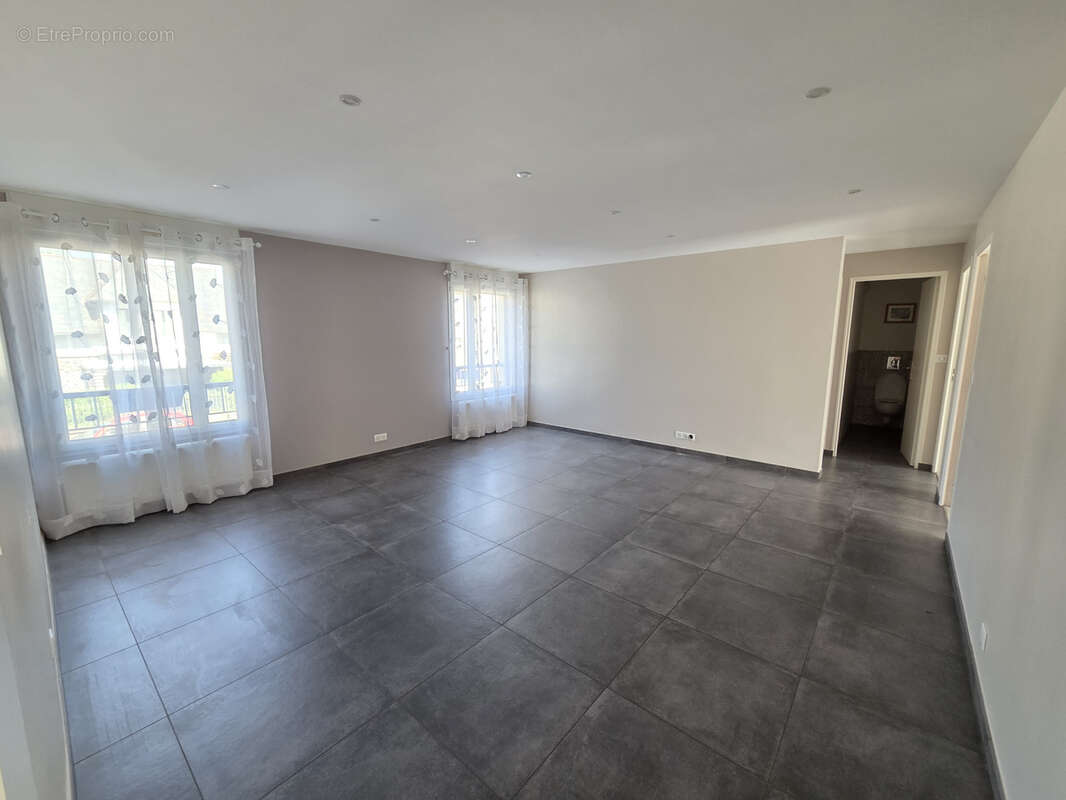 Appartement 4 pieces 95m2 - photo 2