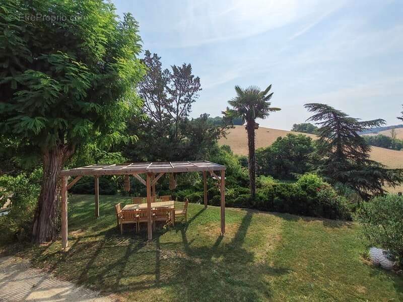 Ancien hameau de caractère sur 1,4 hectare – Un véritable havre de paix en pleine nature - photo 14