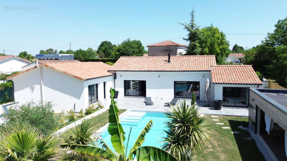 Maison à SAINT-MEDARD