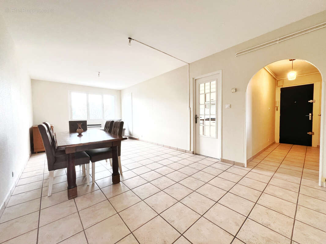 Appartement à SAINT-PRIEST