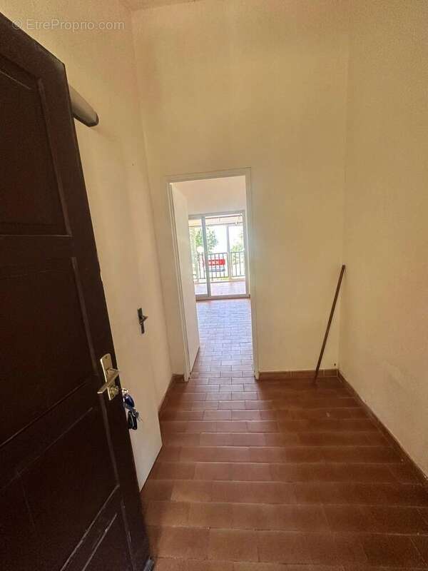 Appartement F1 avec loggia aux Cyprines - photo 7