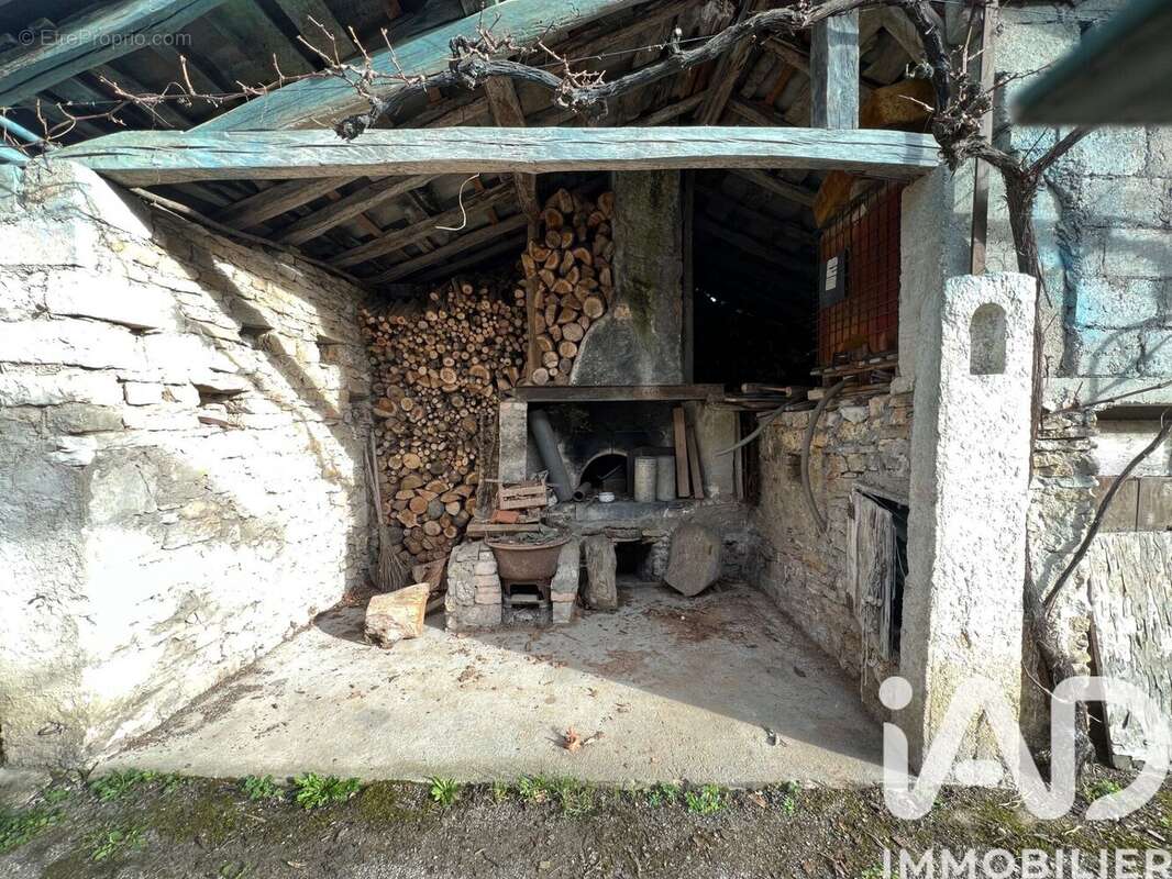 Maison 160 m² à Thoirette  - photo 3