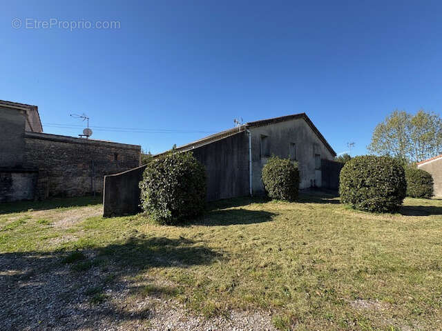Appartement à SAINT-CHRISTOL-LES-ALES