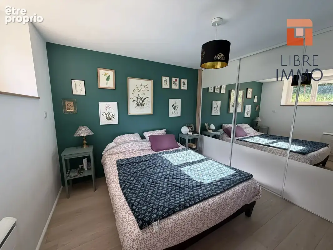 A vendre maison 5 pieces de 148m², garage, jardin, proche du centre, vue montagnes - photo 6
