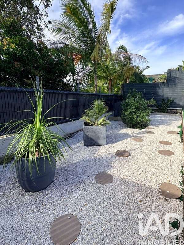 Photo 9 - Maison à SAINT-DENIS