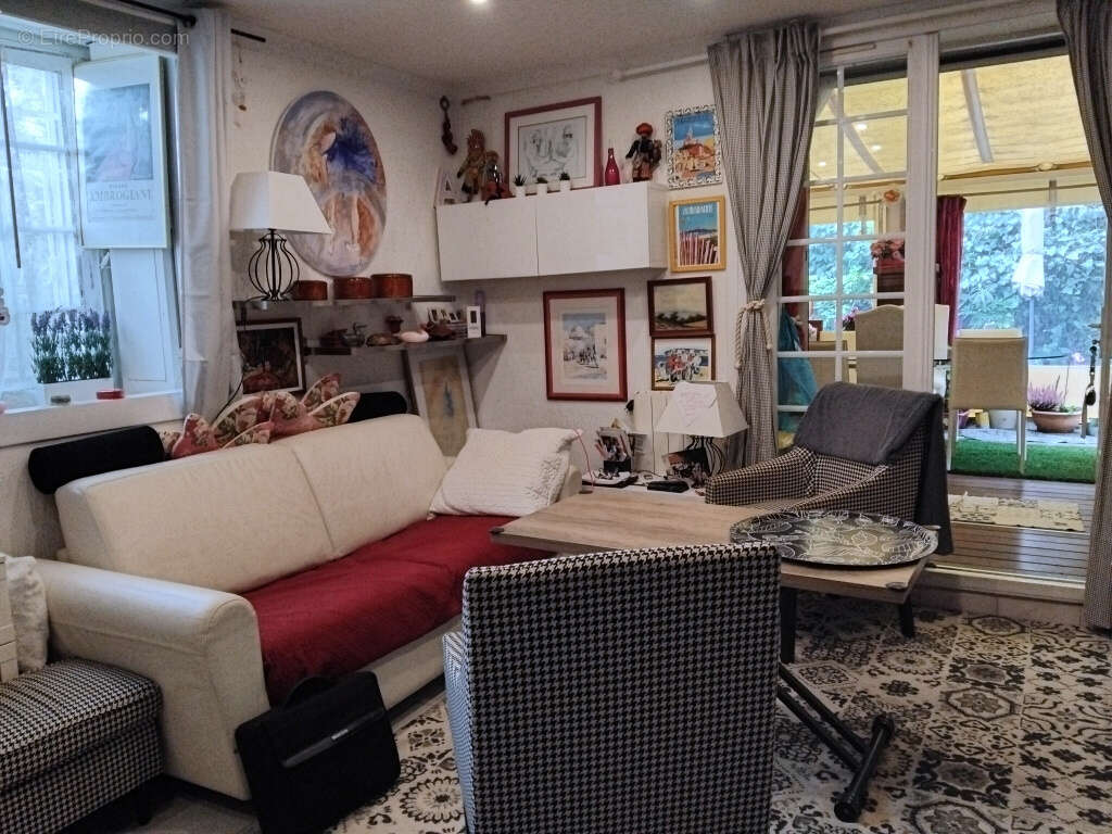 Appartement à HYERES