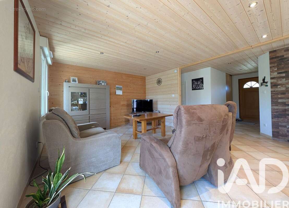 Photo 7 - Maison à LARNAGE