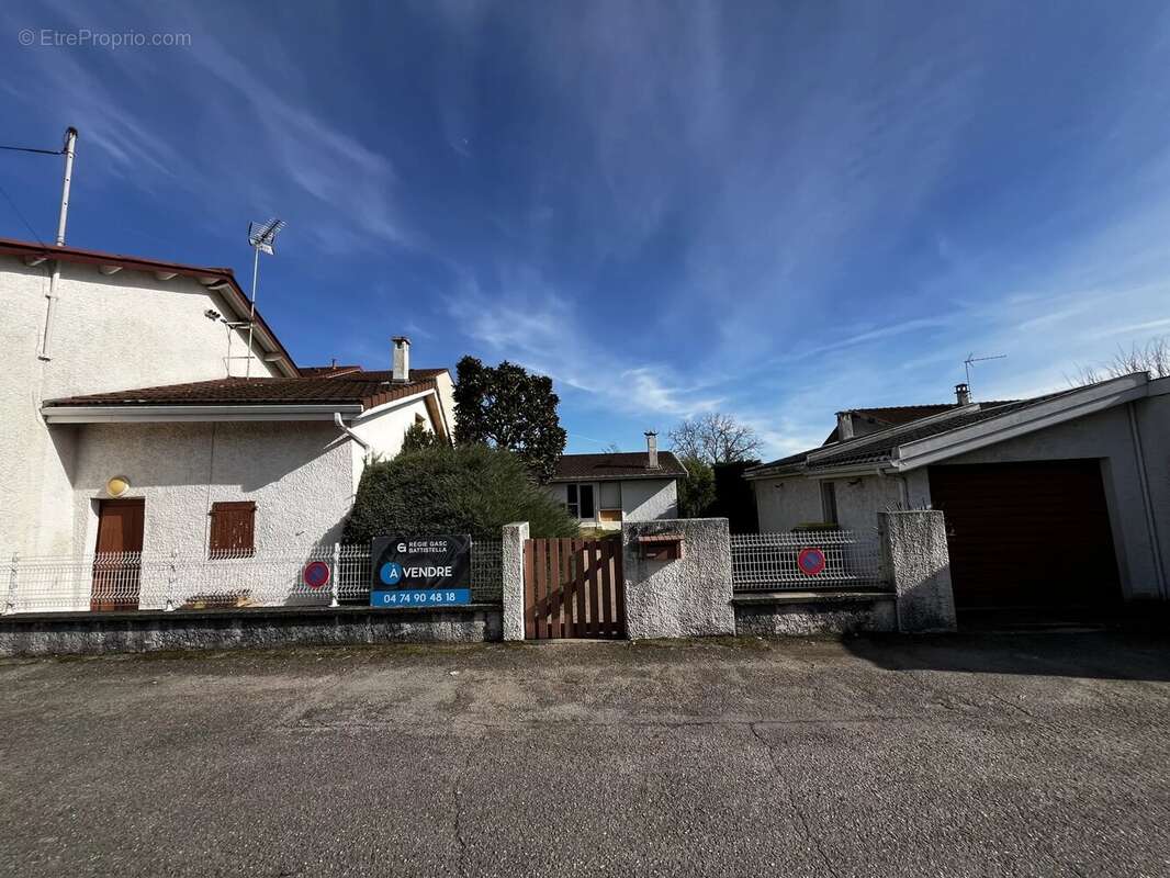 Maison à TIGNIEU-JAMEYZIEU