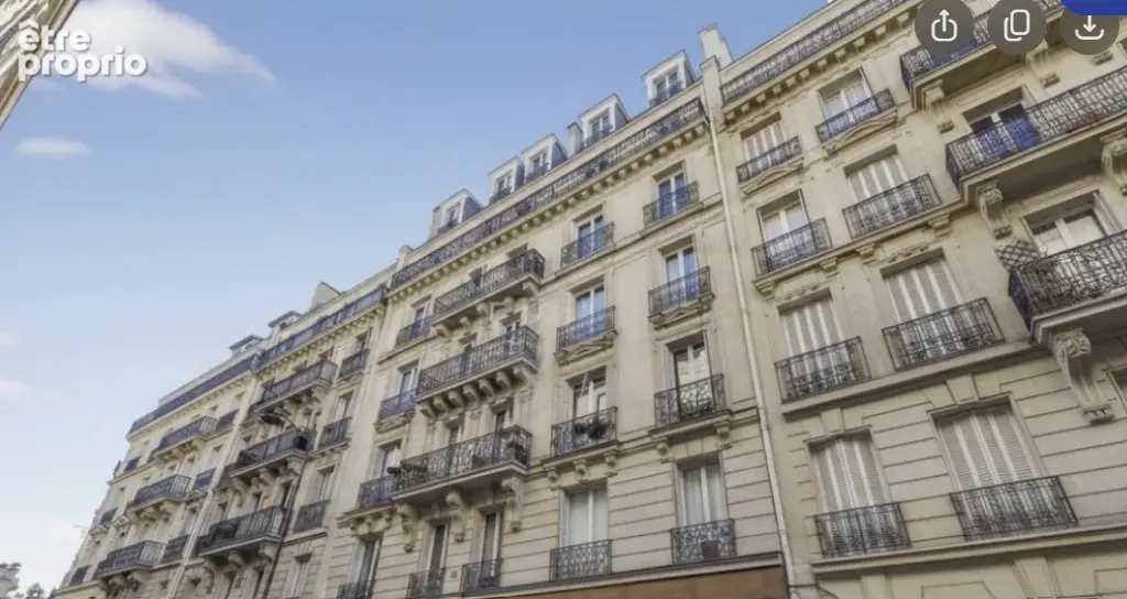 Appartement à PARIS-16E