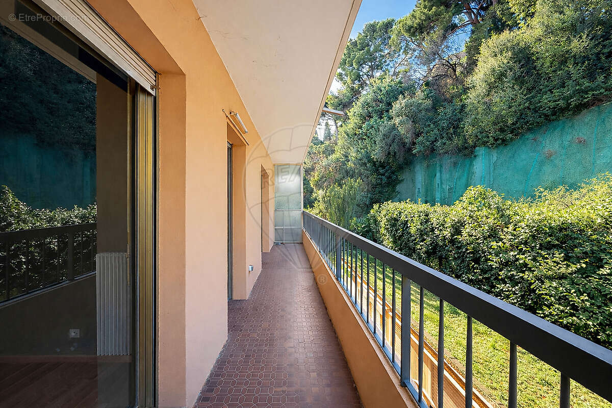 Appartement à BEAULIEU-SUR-MER