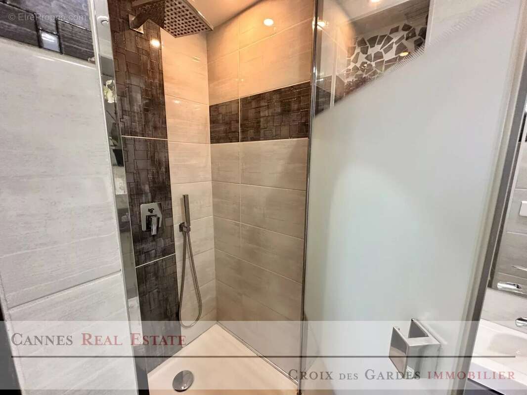 Cannes Centre – 4 pièces rénové, 3 chambres - photo 11