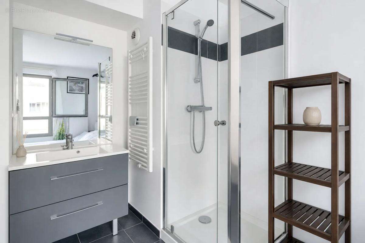 Appartement à COLOMBES