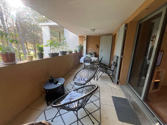 SAUMANE DE VAUCLUSE dans résidence sécurisée, au calme joli appartement T2 avec terrasse. - photo 15