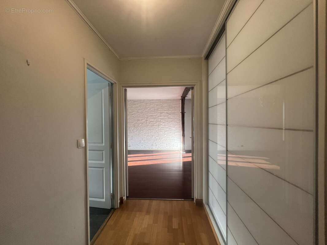 Appartement à JOUE-LES-TOURS