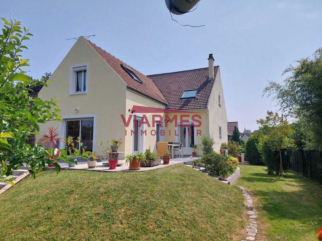 Maison à VIARMES