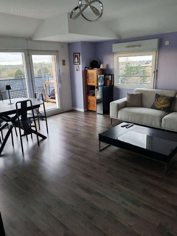Appartement à CHENNEVIERES-SUR-MARNE