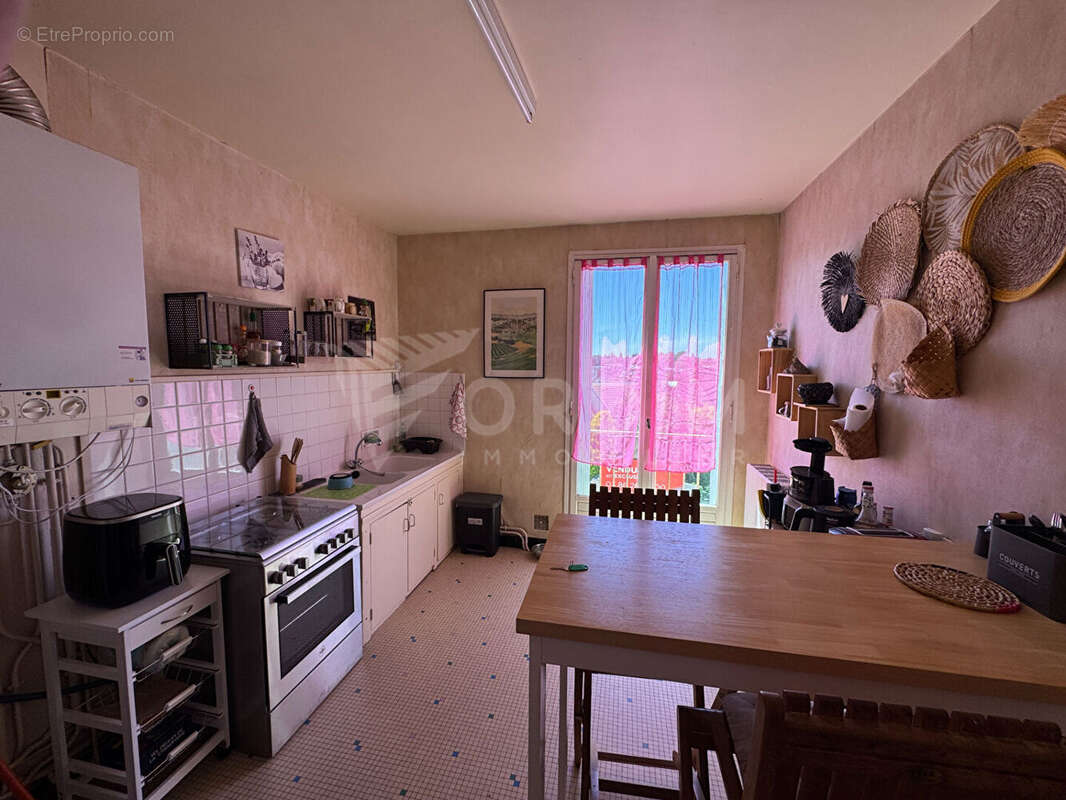 Appartement de type T3 de 72 m² dans résidence sécurisée proche commodités et gare - photo 6