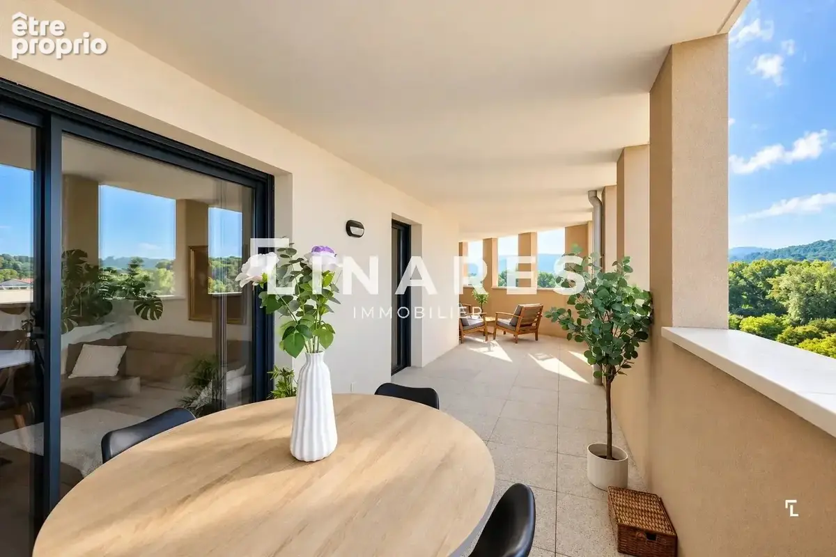 LA NATIVITE - Appartement T3 de 70 m2 - Terrasse de 30m2 - Garage - 13100 AIX - photo 4