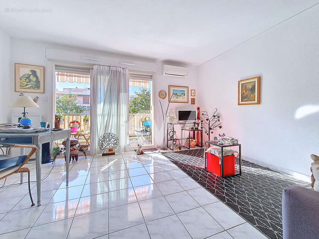 Appartement à CAGNES-SUR-MER