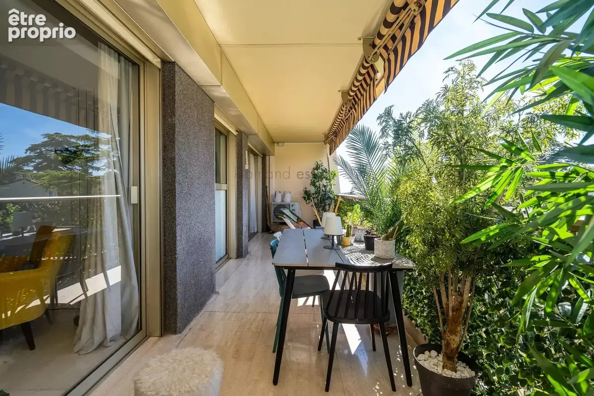 Cannes Montrose - Superbe 2 pièces avec terrasse et piscine - photo 4