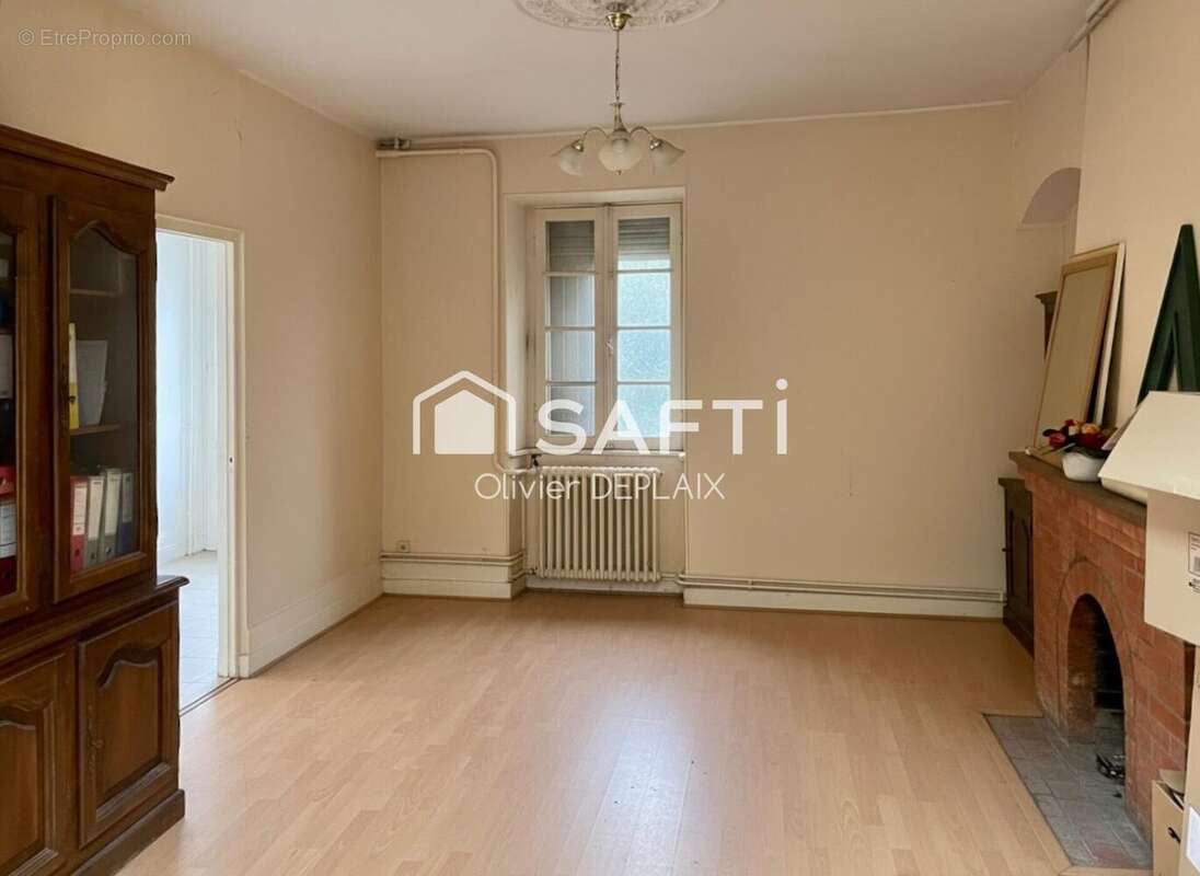 Photo 2 - Commerce à NERAC